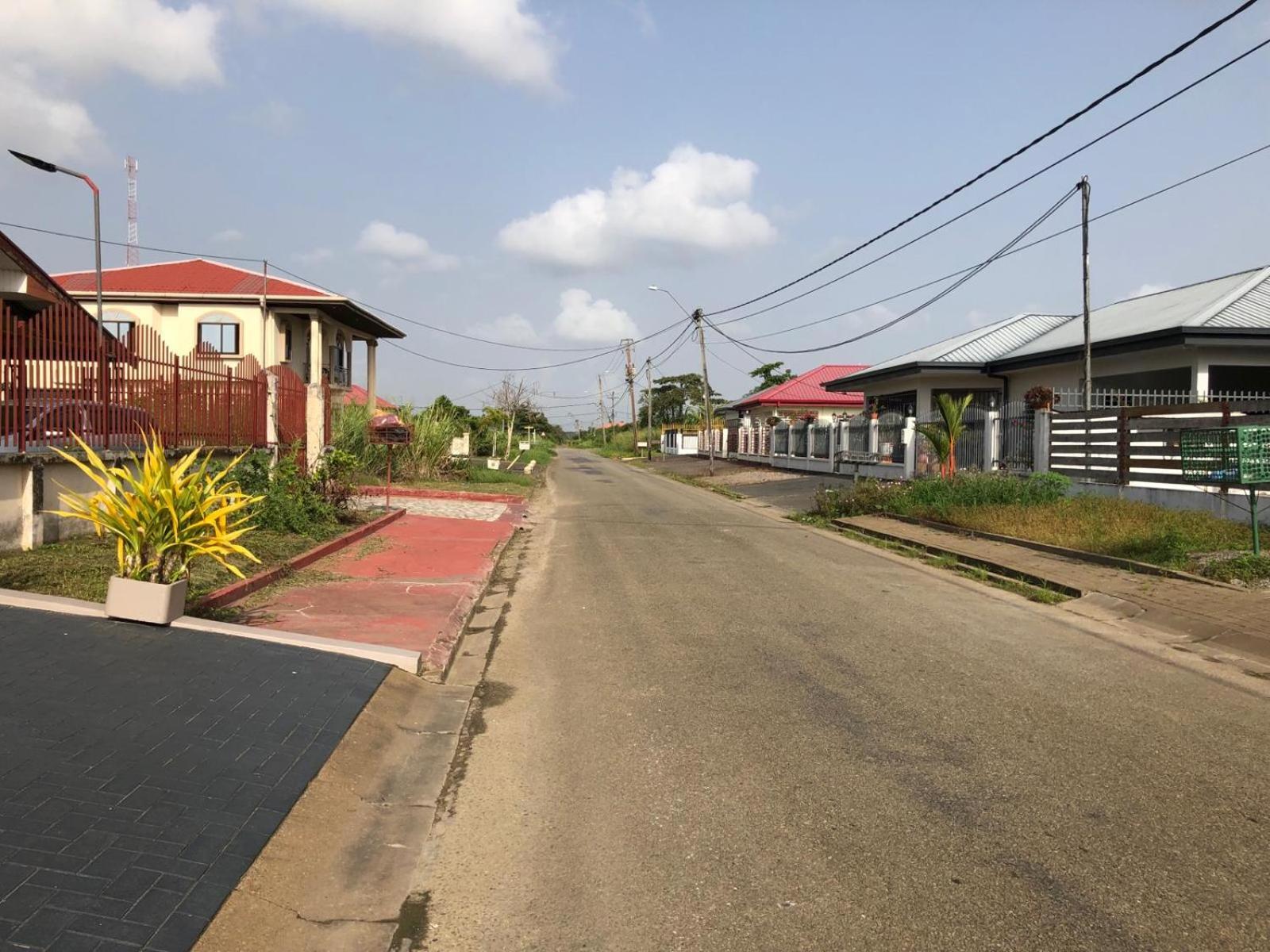 Grapefruitstraat Apartment ปารามารีโบ ภายนอก รูปภาพ